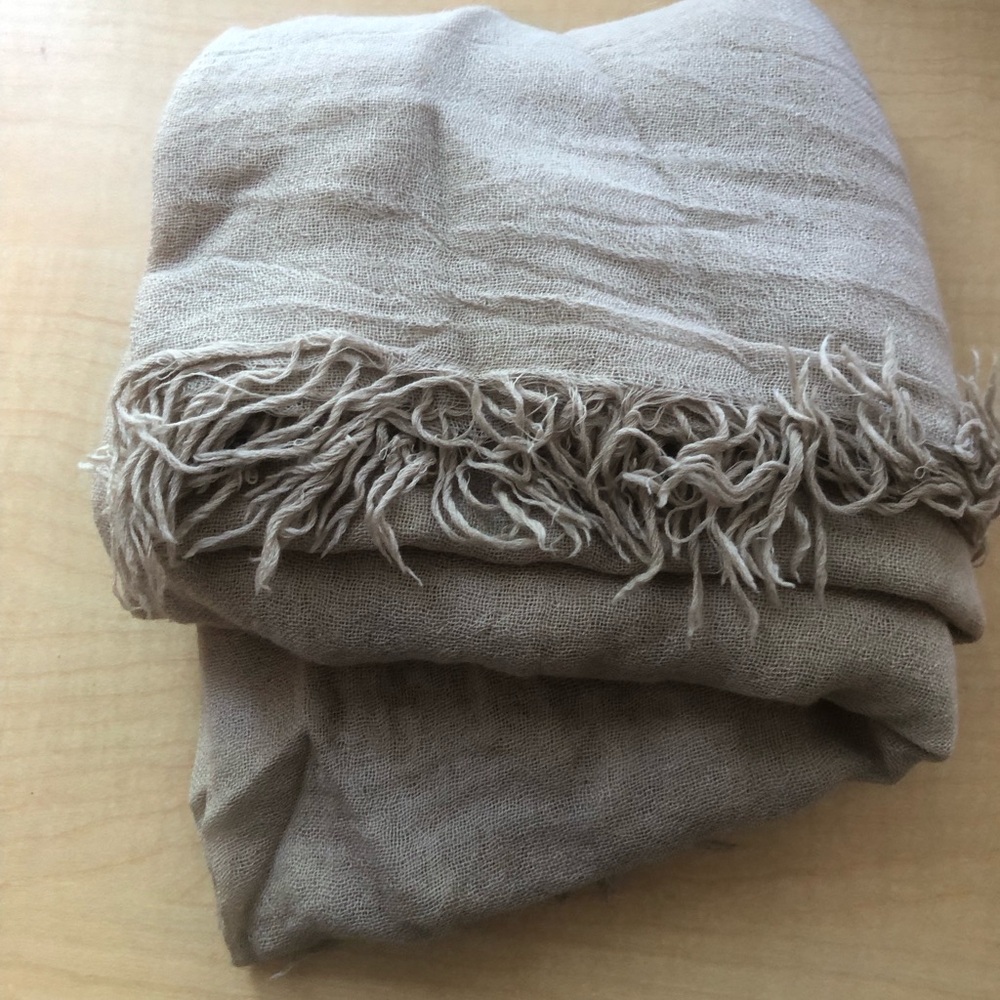 Paparazzi Cozy Beige Pashmina